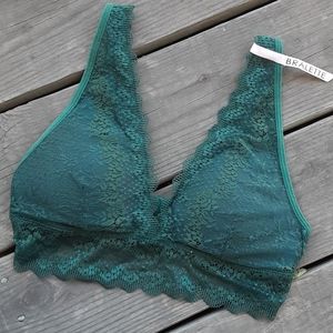 Daisy Fuentes Bralette